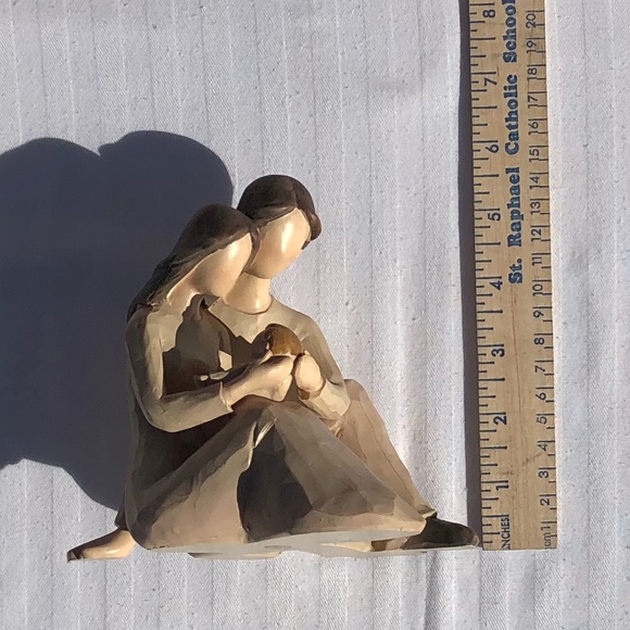 New Baby and Family Resin Figurine - Picture 5 of 9